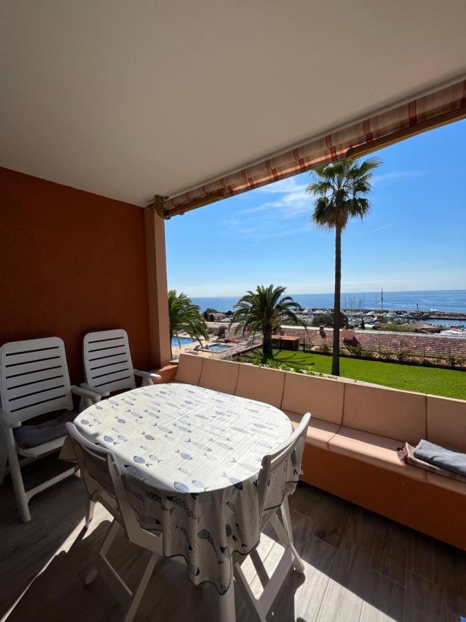 Appartement Avec Vue Mer Et Piscine Theoule-sur-Mer Luaran gambar
