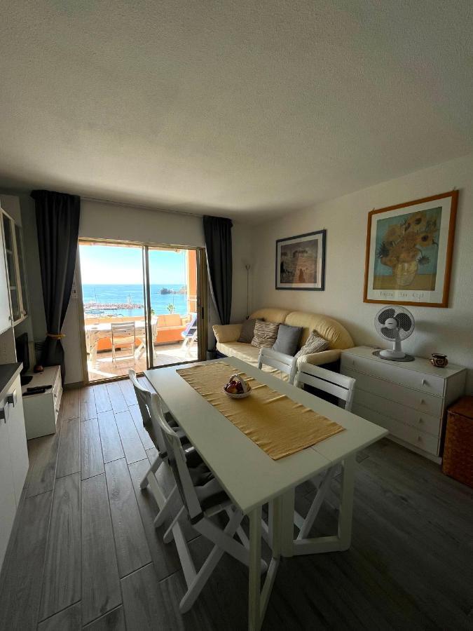 Appartement Avec Vue Mer Et Piscine Theoule-sur-Mer Luaran gambar